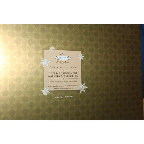 Hallmark Keepsake Ornament Club Gallery Collection Holiday Display Exclusive 30 - Picture 6 of 13